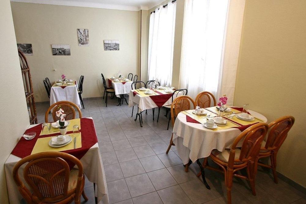 Hotel Savoy Juan-les-Pins Exterior foto